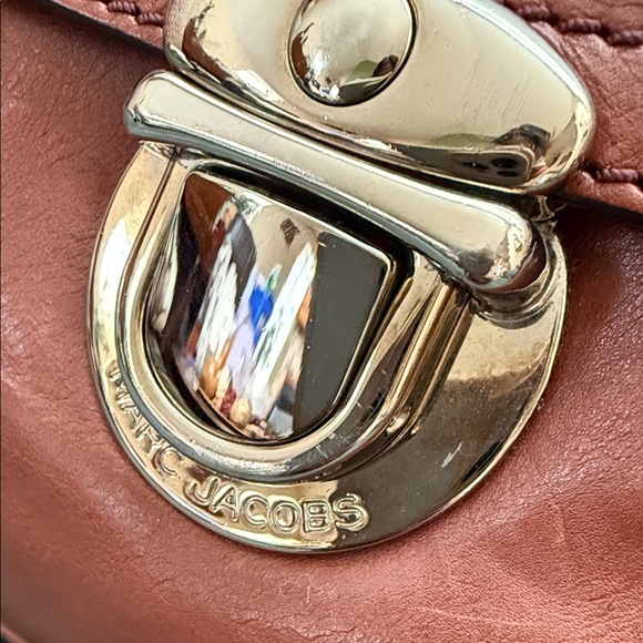 Marc Jacobs Brown Leather Shoulder Bag - Picture 2 of 14